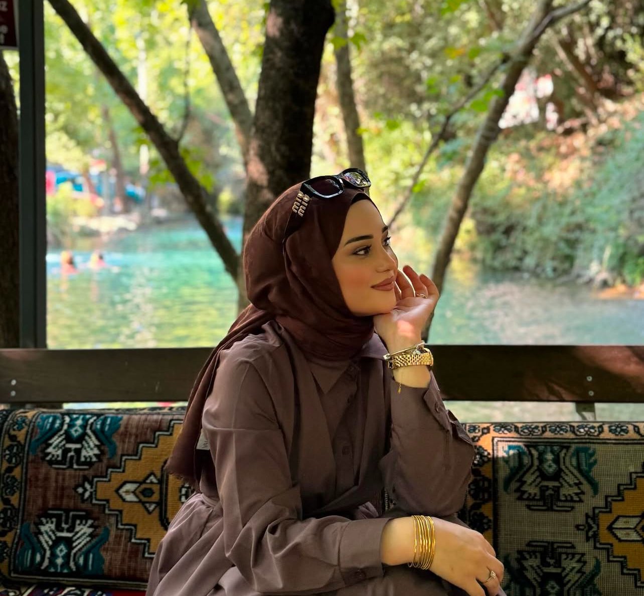 Dikili Beni Hissettiren Kadın Escort Bayan Aylin