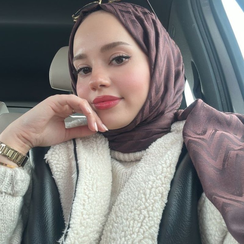 Dikili Güzel Bir Sevgili Escort Alev